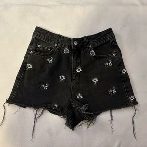 Mom Top Shop Shorts